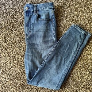 High waisted American Eagle Jeans
